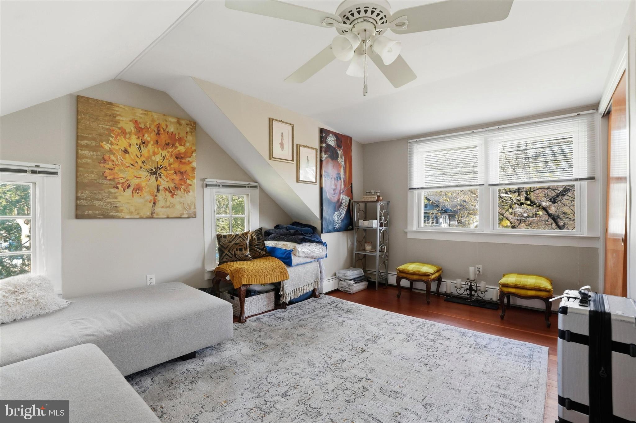 JENKINTOWN - Residential