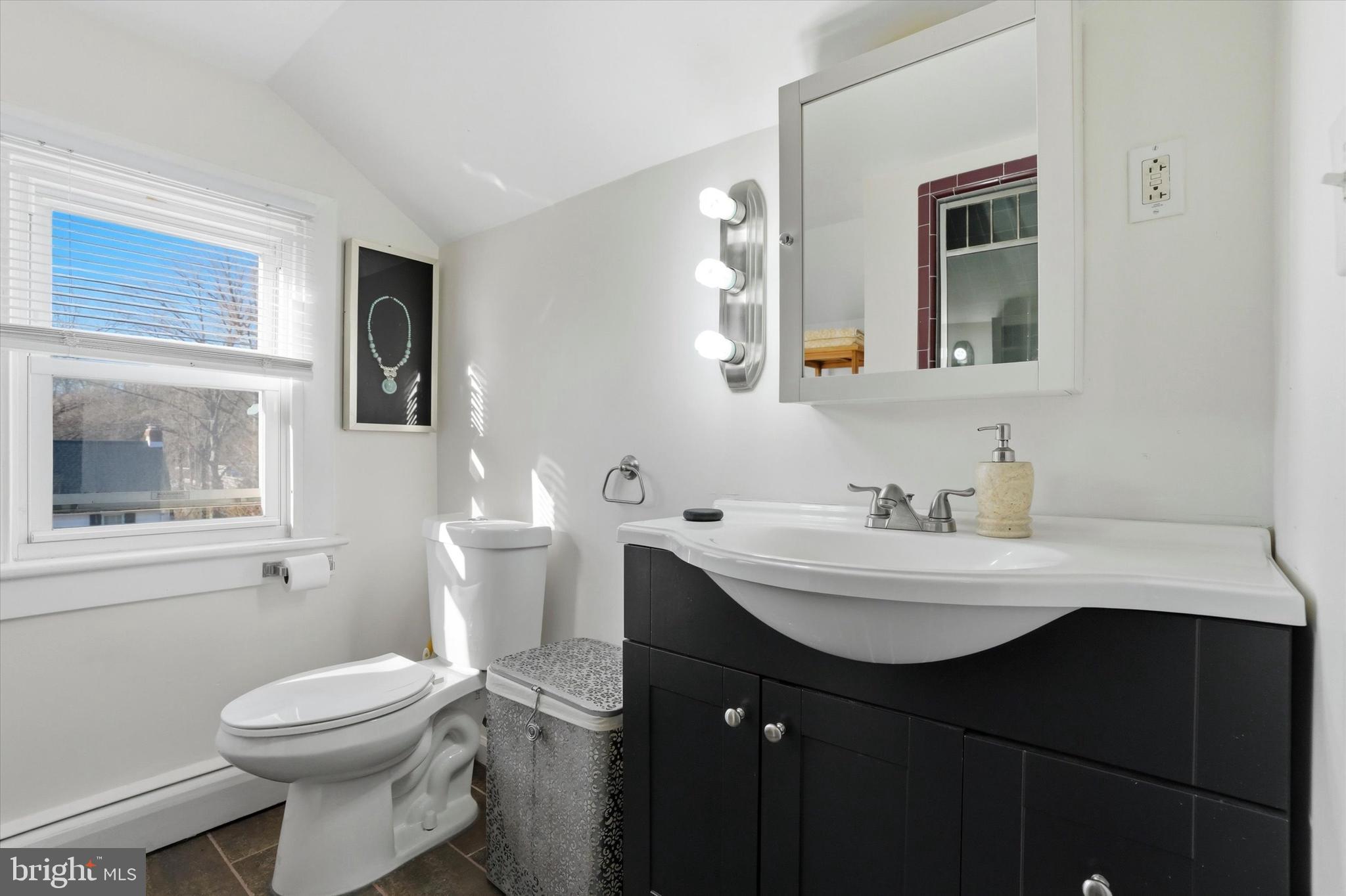 JENKINTOWN - Residential