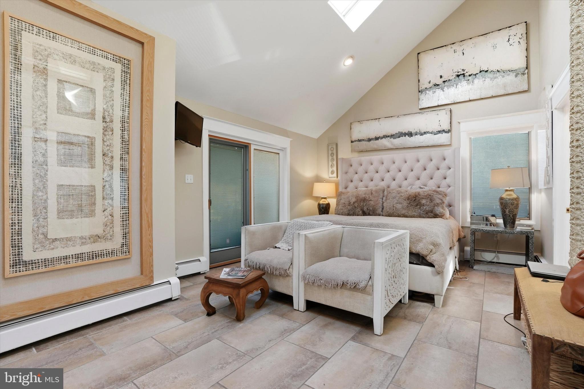 JENKINTOWN - Residential