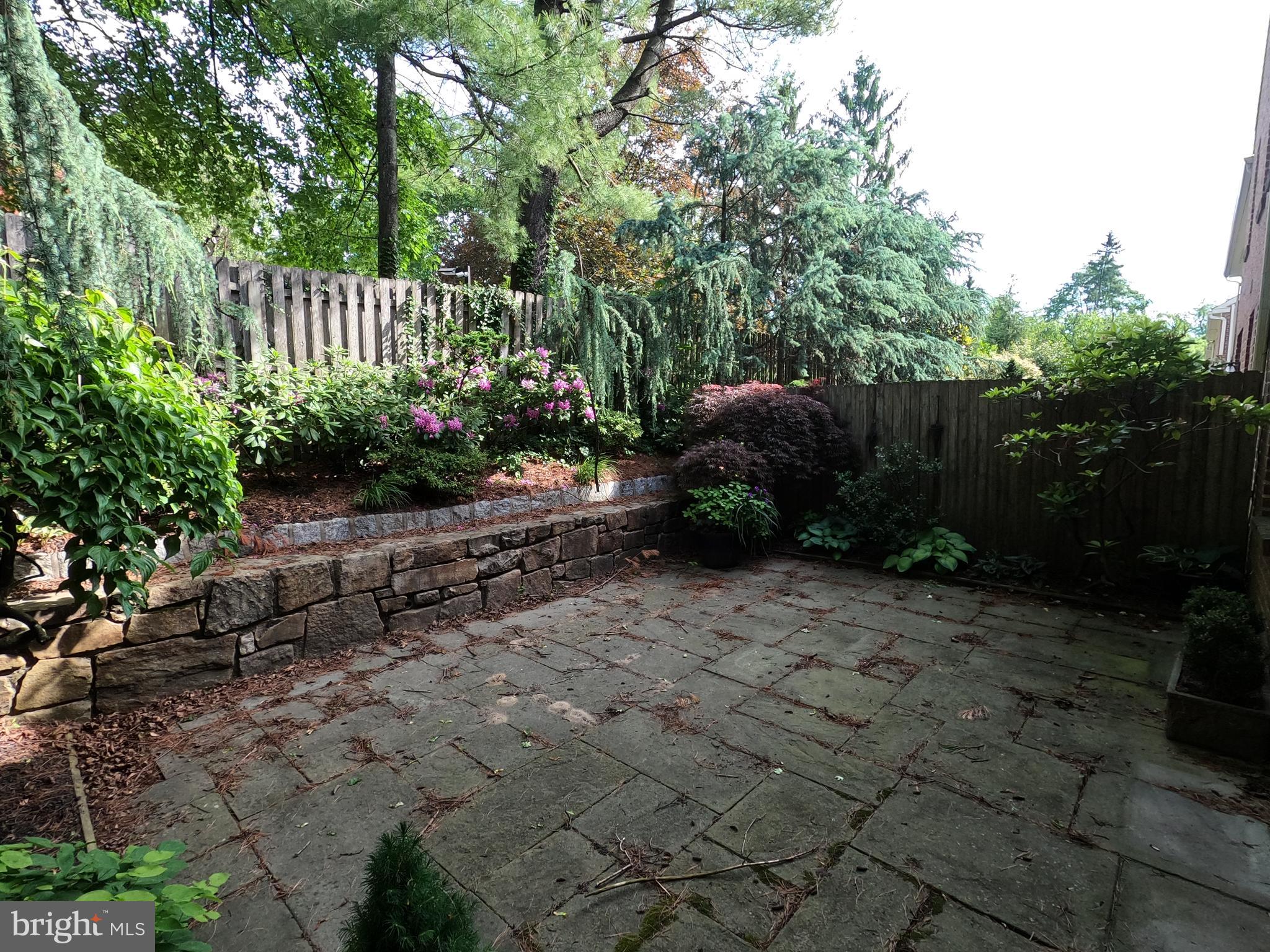 THACHER CT - Residential Lease