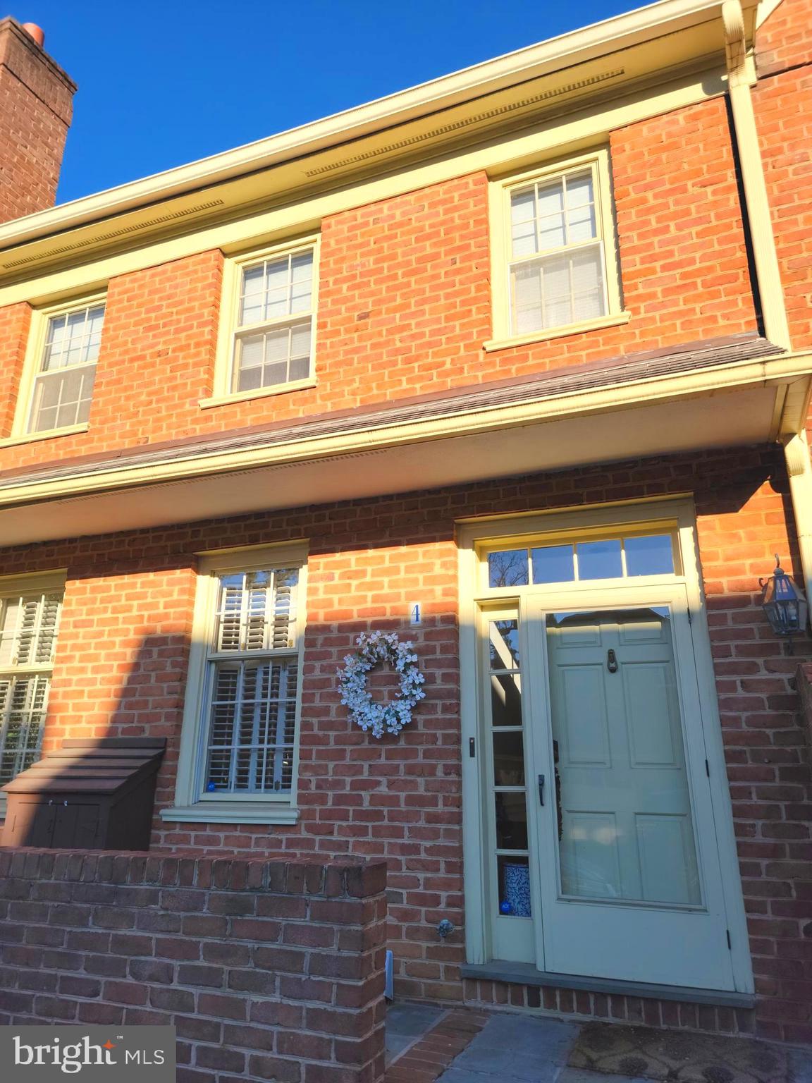 THACHER CT - Residential Lease