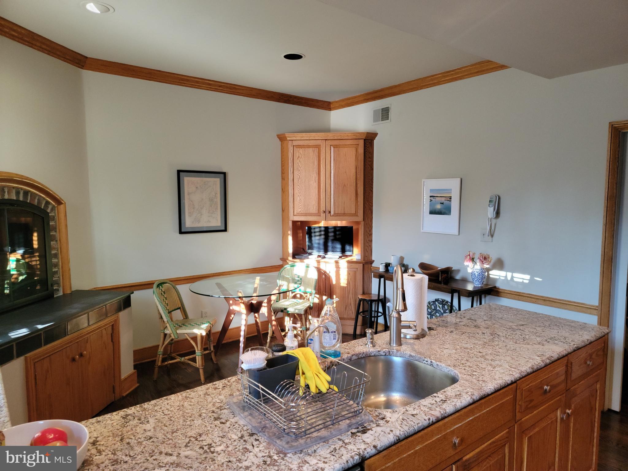 THACHER CT - Residential Lease