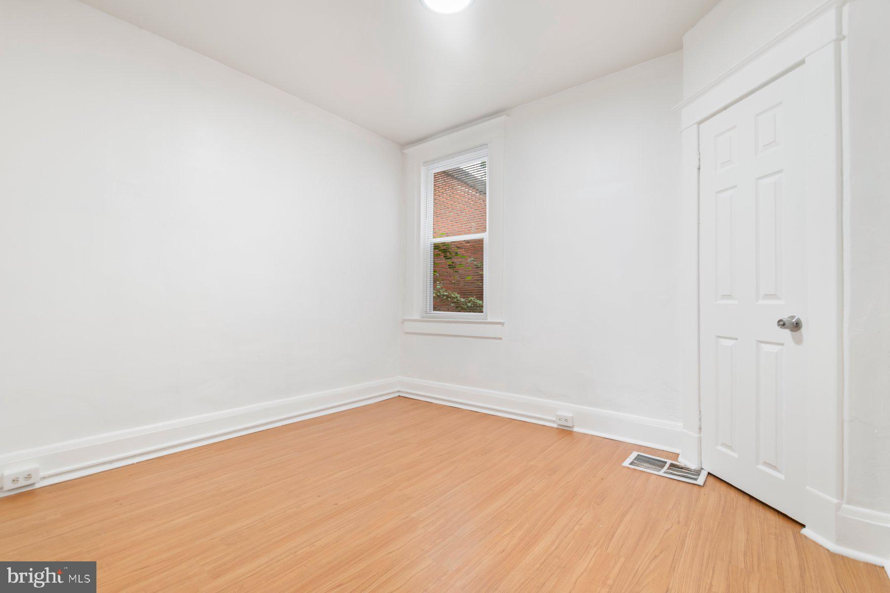 WINCHESTER - Residential