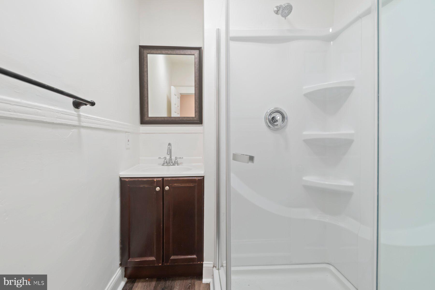 WINCHESTER - Residential