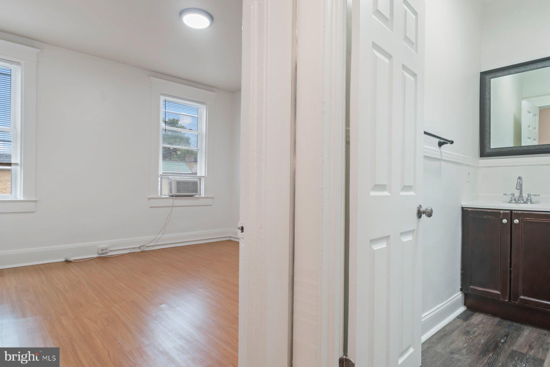 WINCHESTER - Residential