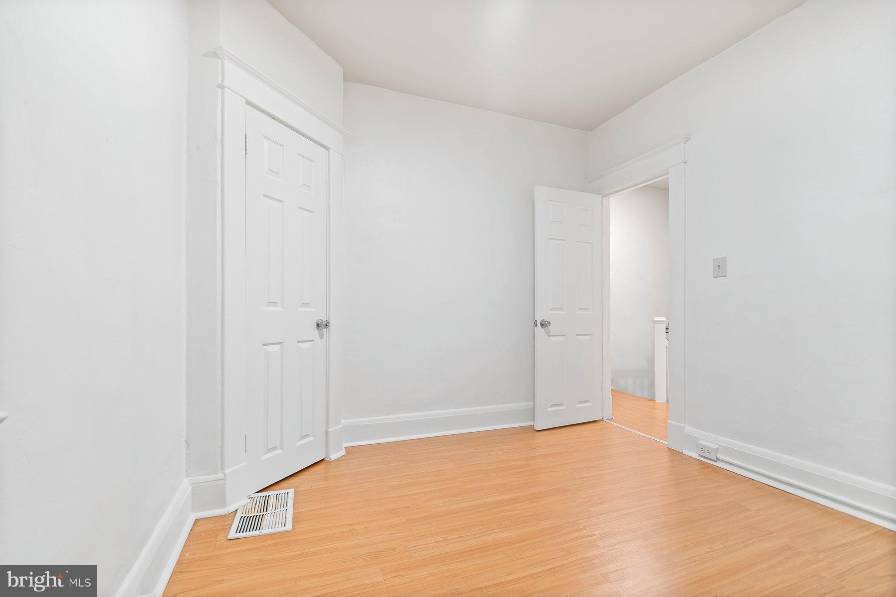 WINCHESTER - Residential