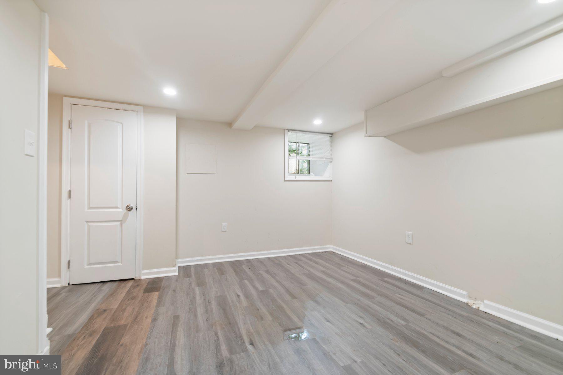 WINCHESTER - Residential