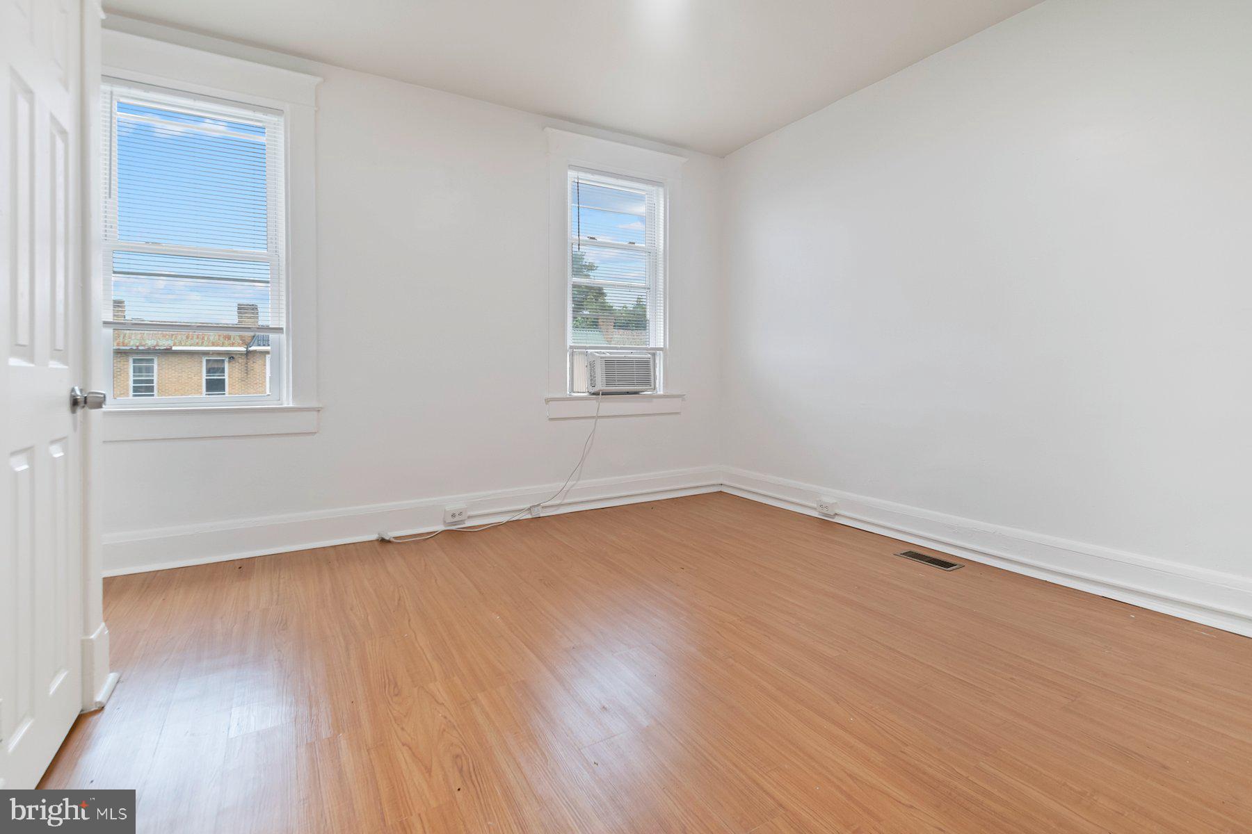 WINCHESTER - Residential