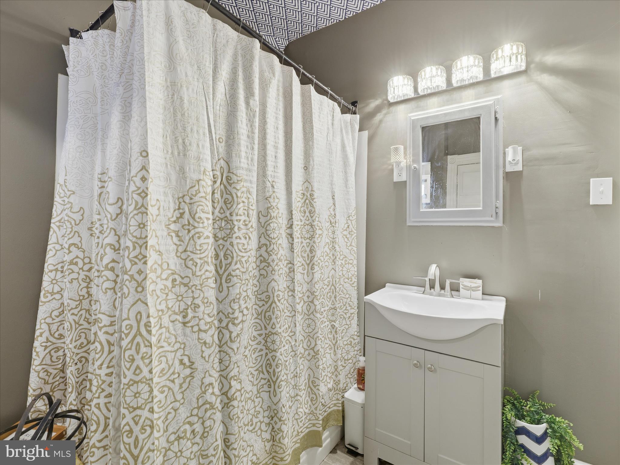 WAYNESBORO TWP - Residential