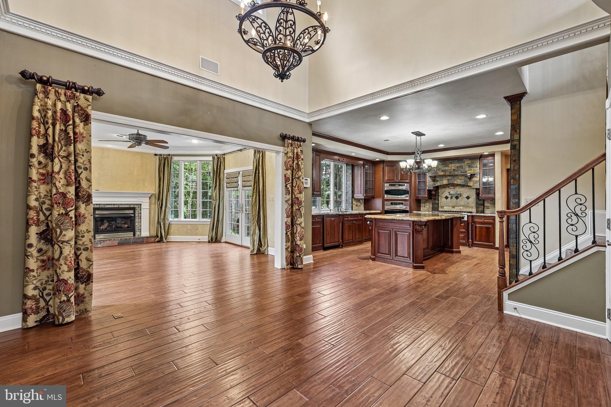 BELMONT COUNTRY CLUB - Residential