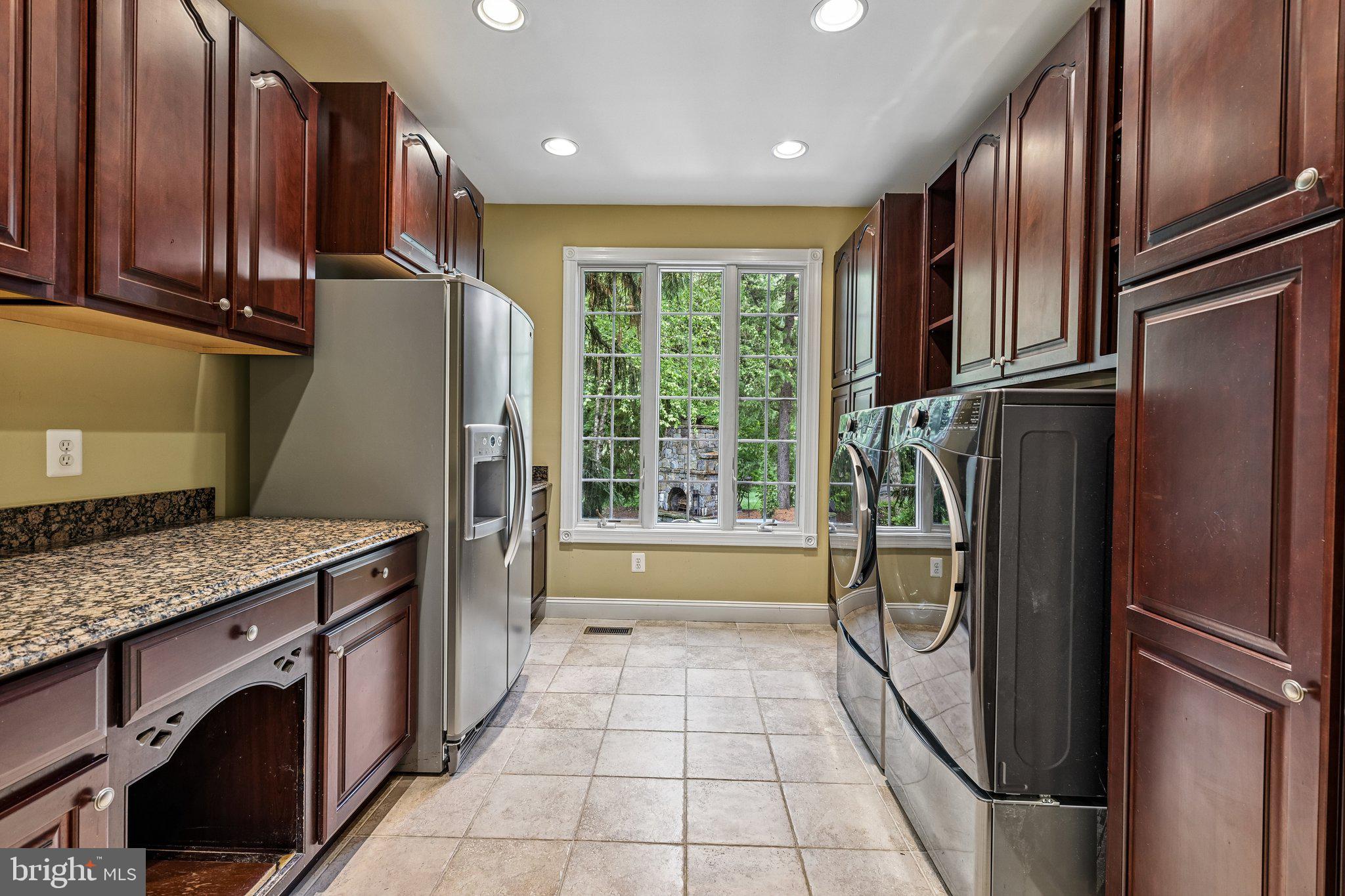 BELMONT COUNTRY CLUB - Residential