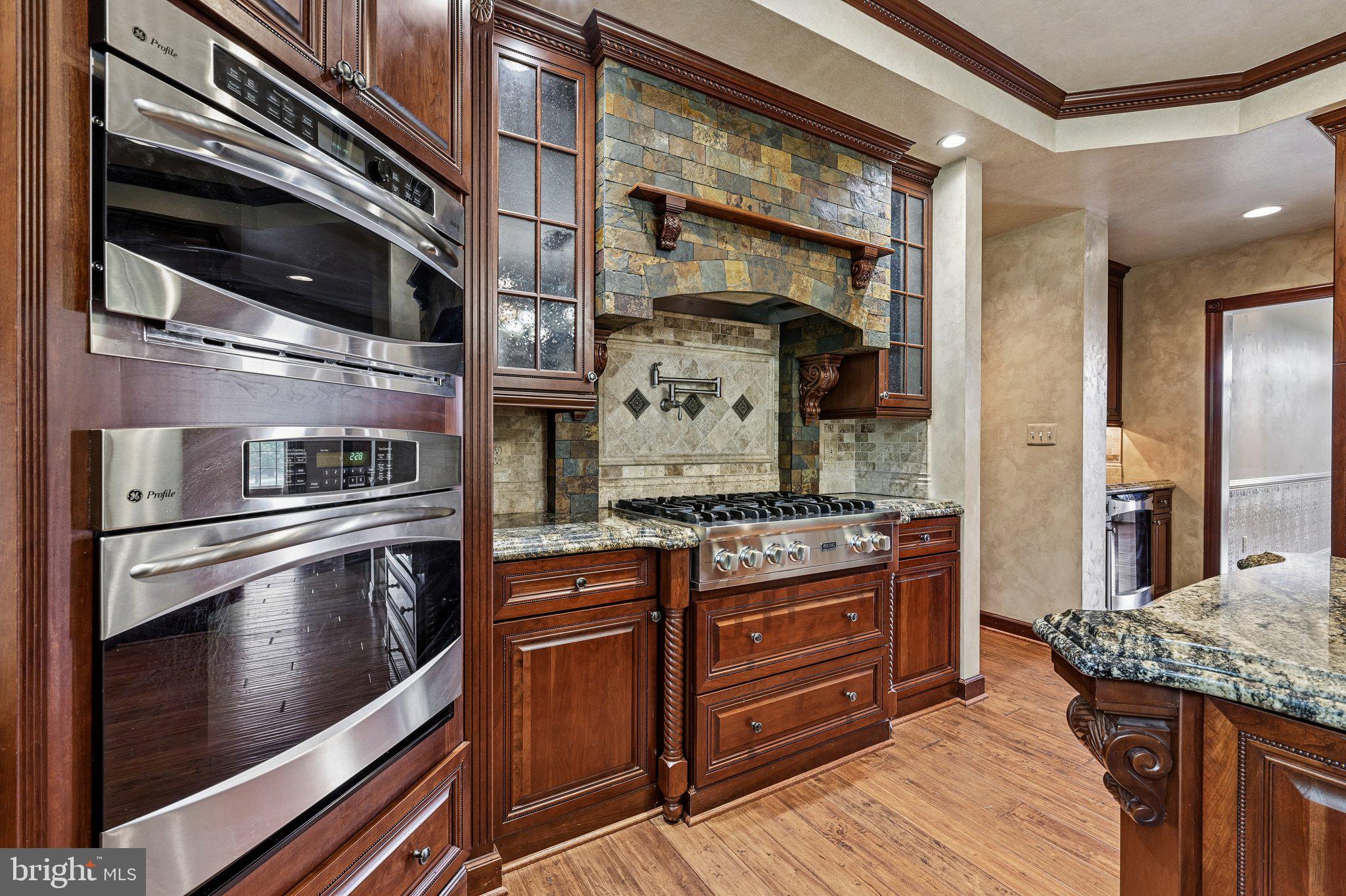 BELMONT COUNTRY CLUB - Residential