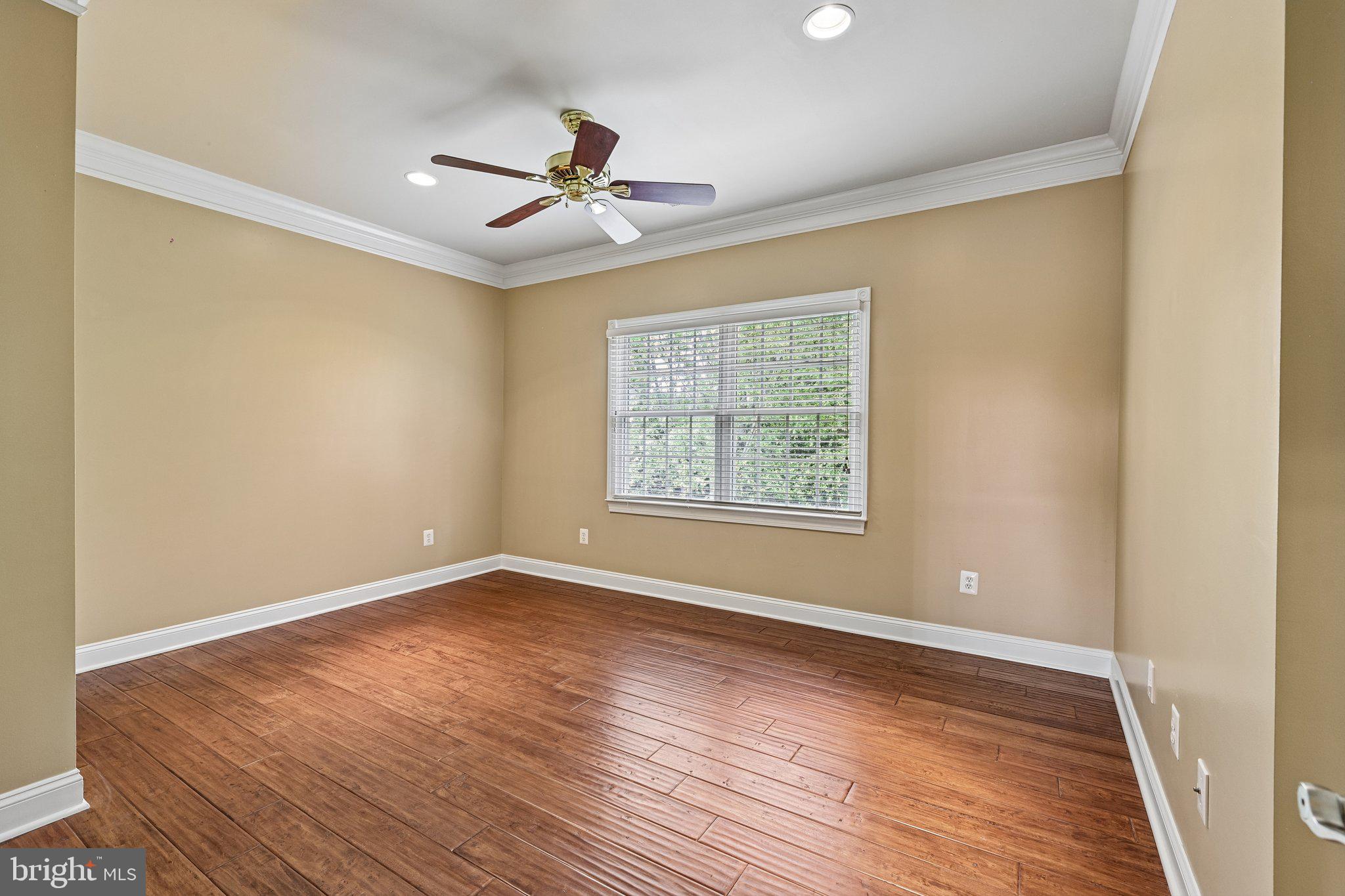BELMONT COUNTRY CLUB - Residential