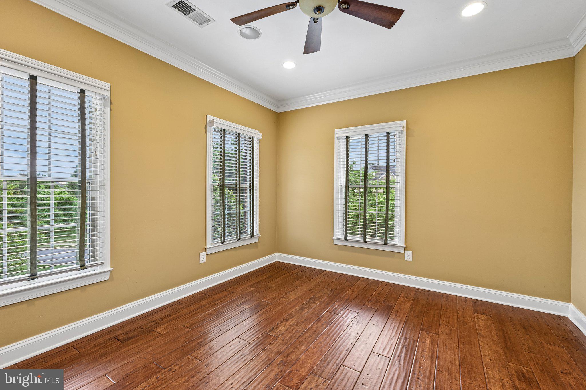 BELMONT COUNTRY CLUB - Residential