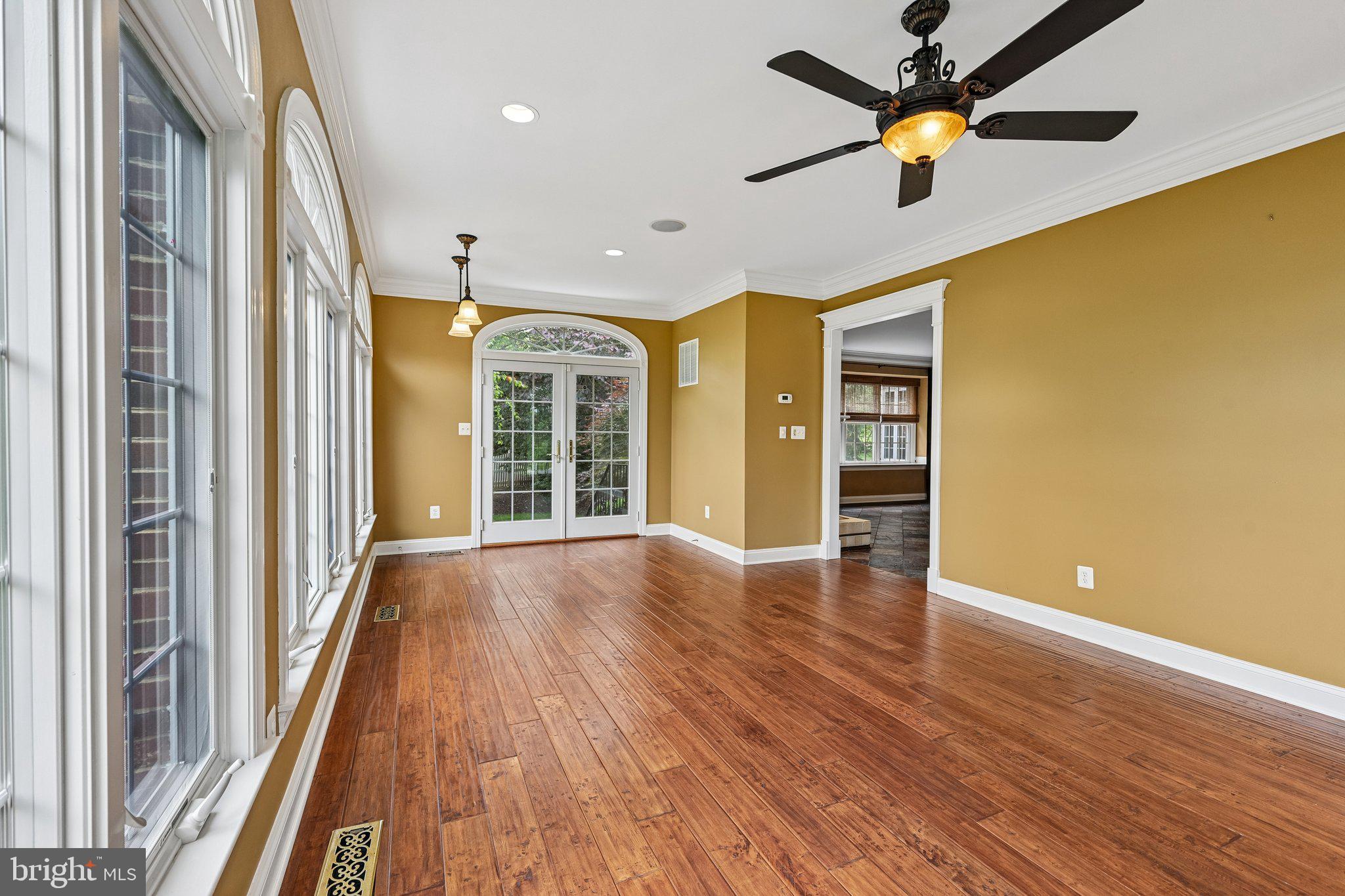 BELMONT COUNTRY CLUB - Residential