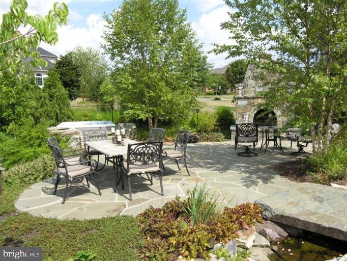 BELMONT COUNTRY CLUB - Residential