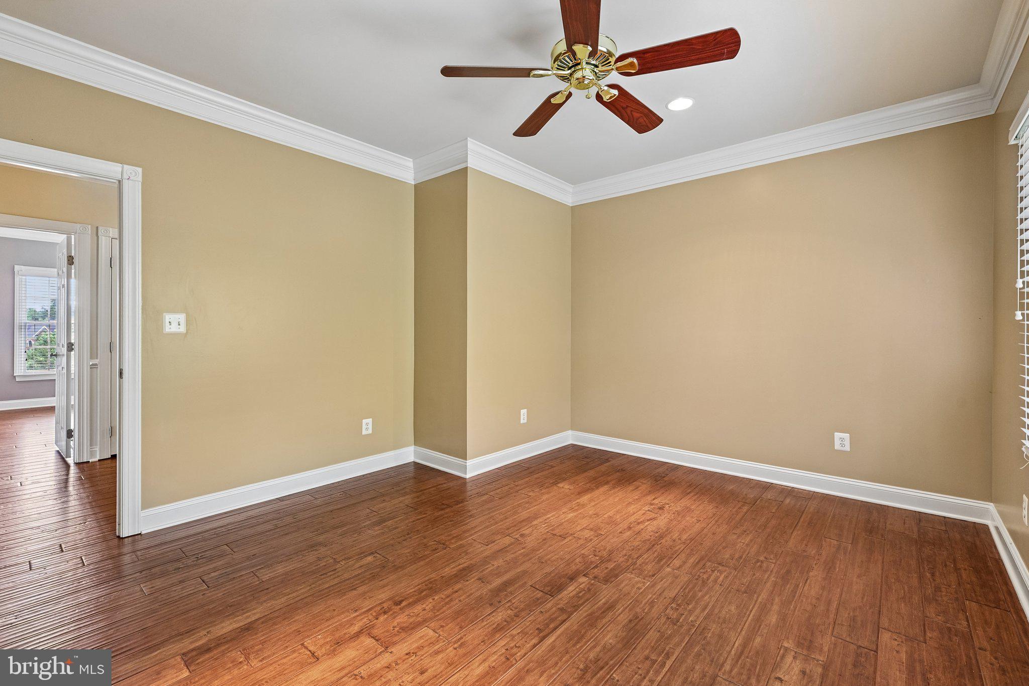 BELMONT COUNTRY CLUB - Residential