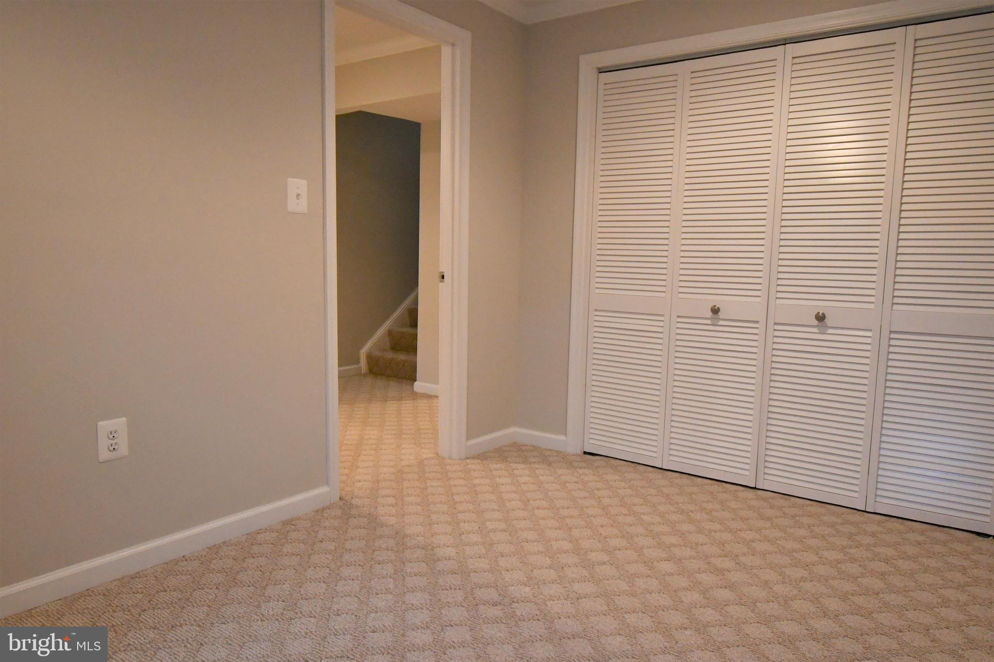 WAYSIDE VILLAGE - Residential Lease