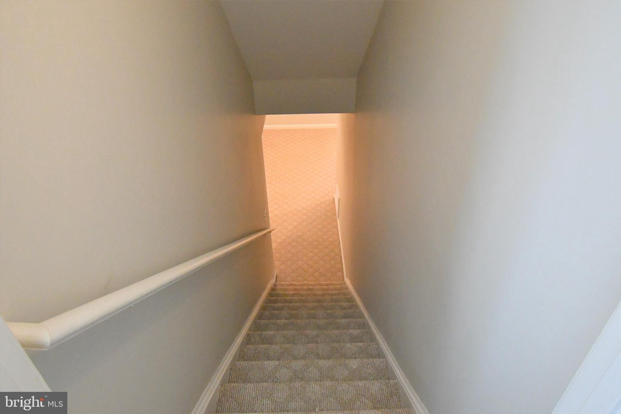 WAYSIDE VILLAGE - Residential Lease