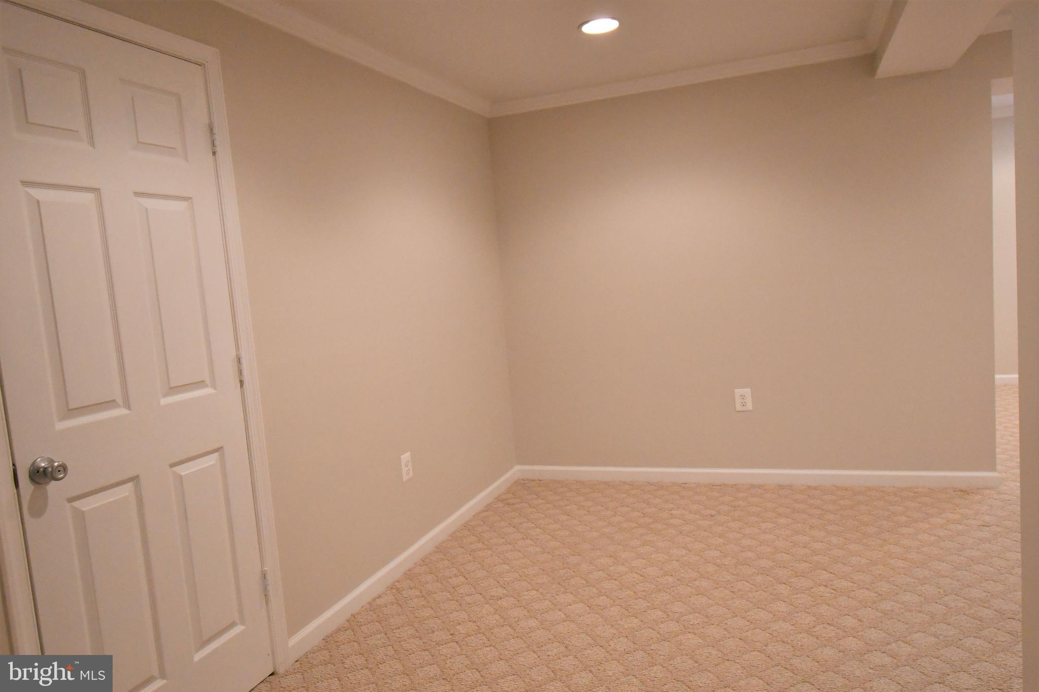 WAYSIDE VILLAGE - Residential Lease