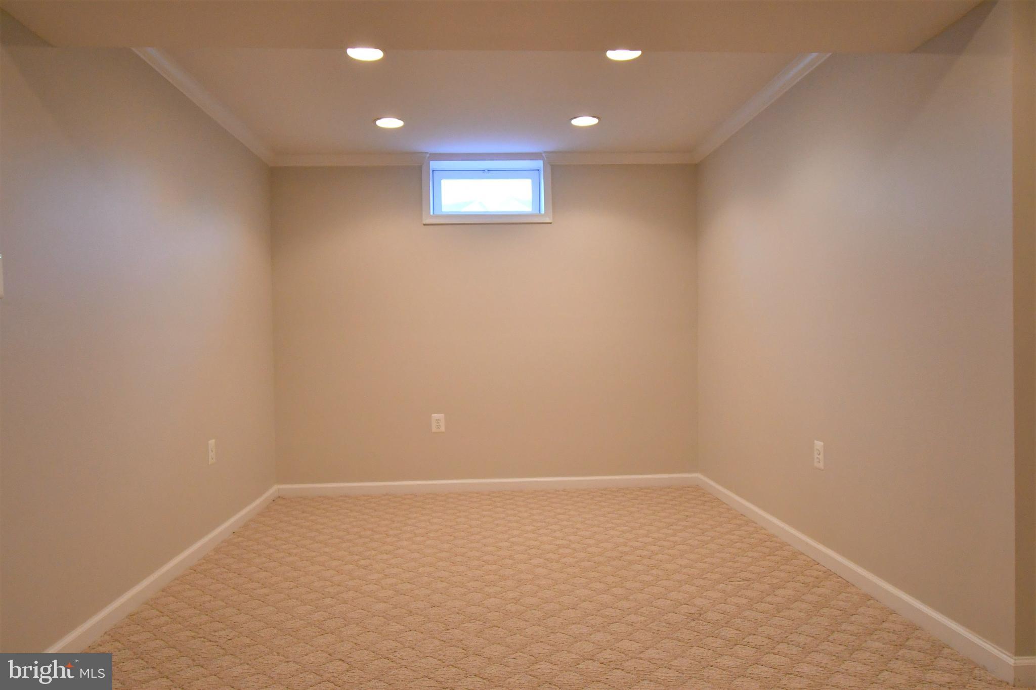 WAYSIDE VILLAGE - Residential Lease