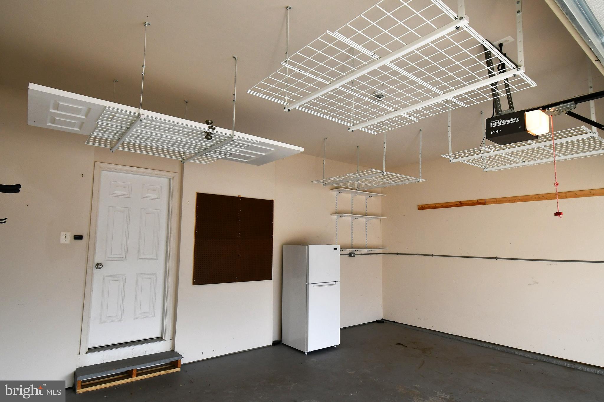 WAYSIDE VILLAGE - Residential Lease