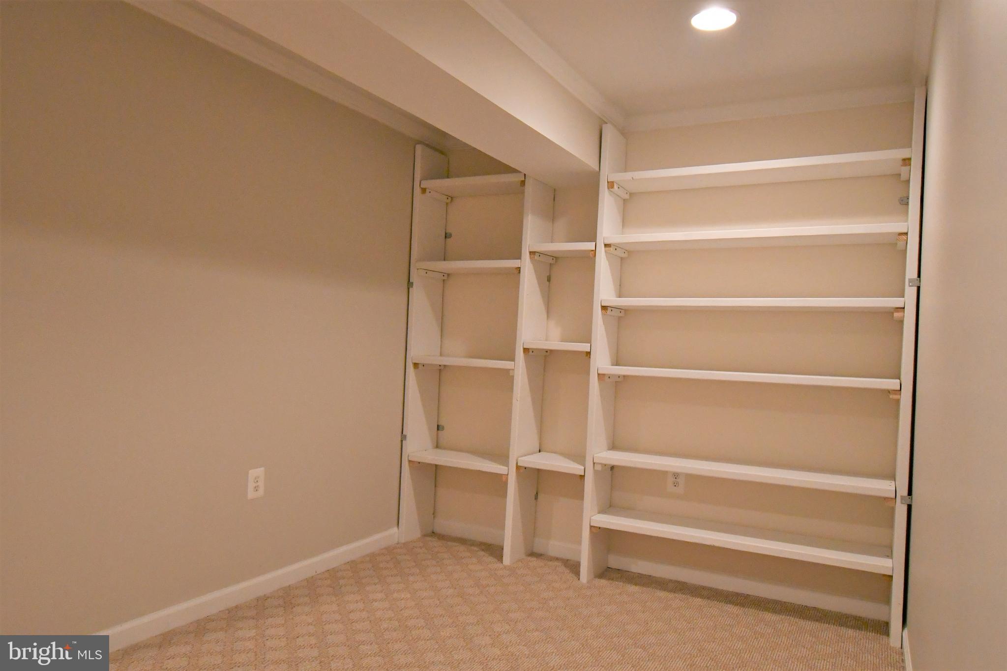 WAYSIDE VILLAGE - Residential Lease