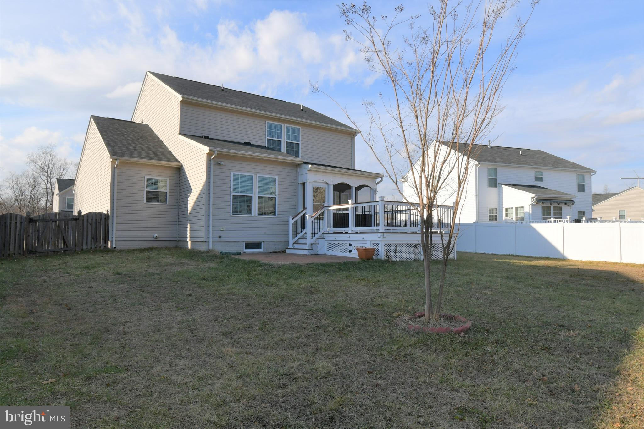 WAYSIDE VILLAGE - Residential Lease