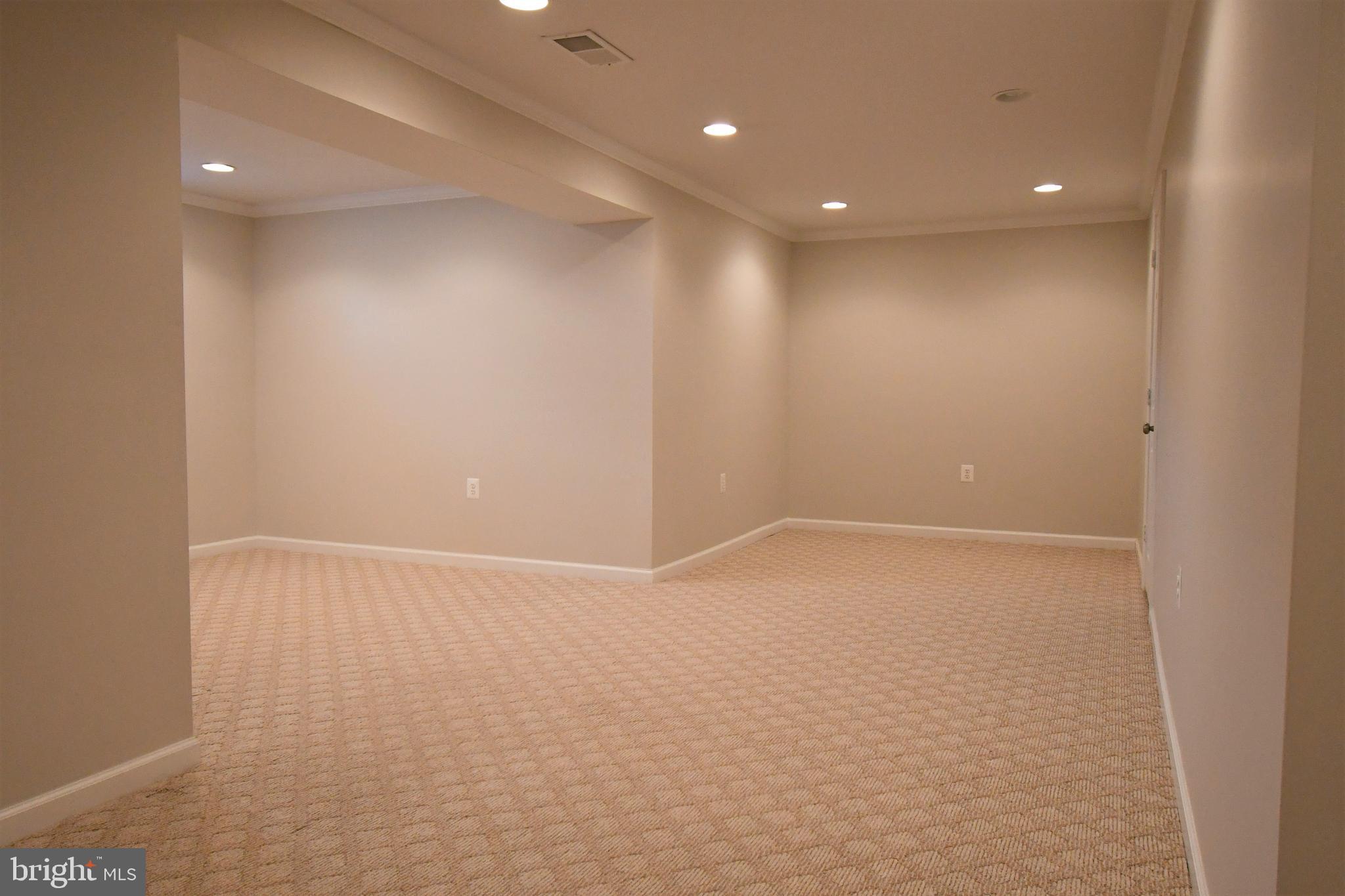 WAYSIDE VILLAGE - Residential Lease