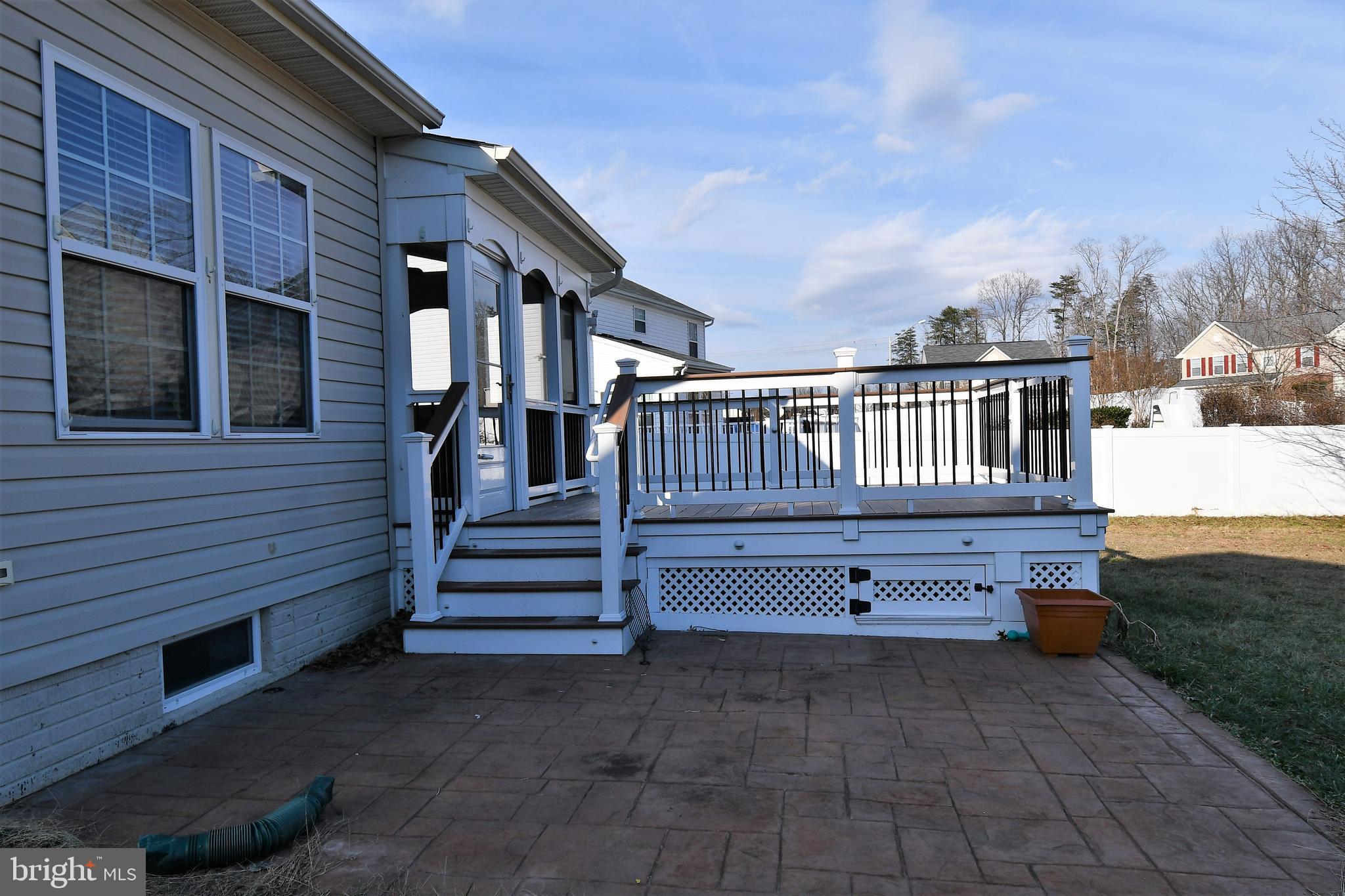 WAYSIDE VILLAGE - Residential Lease