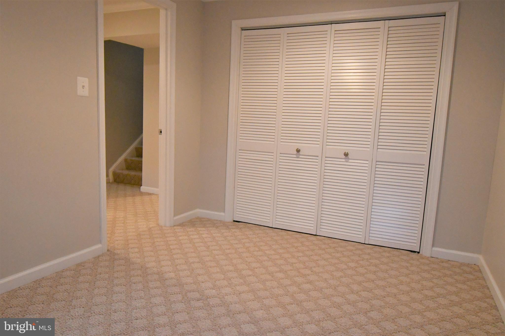 WAYSIDE VILLAGE - Residential Lease