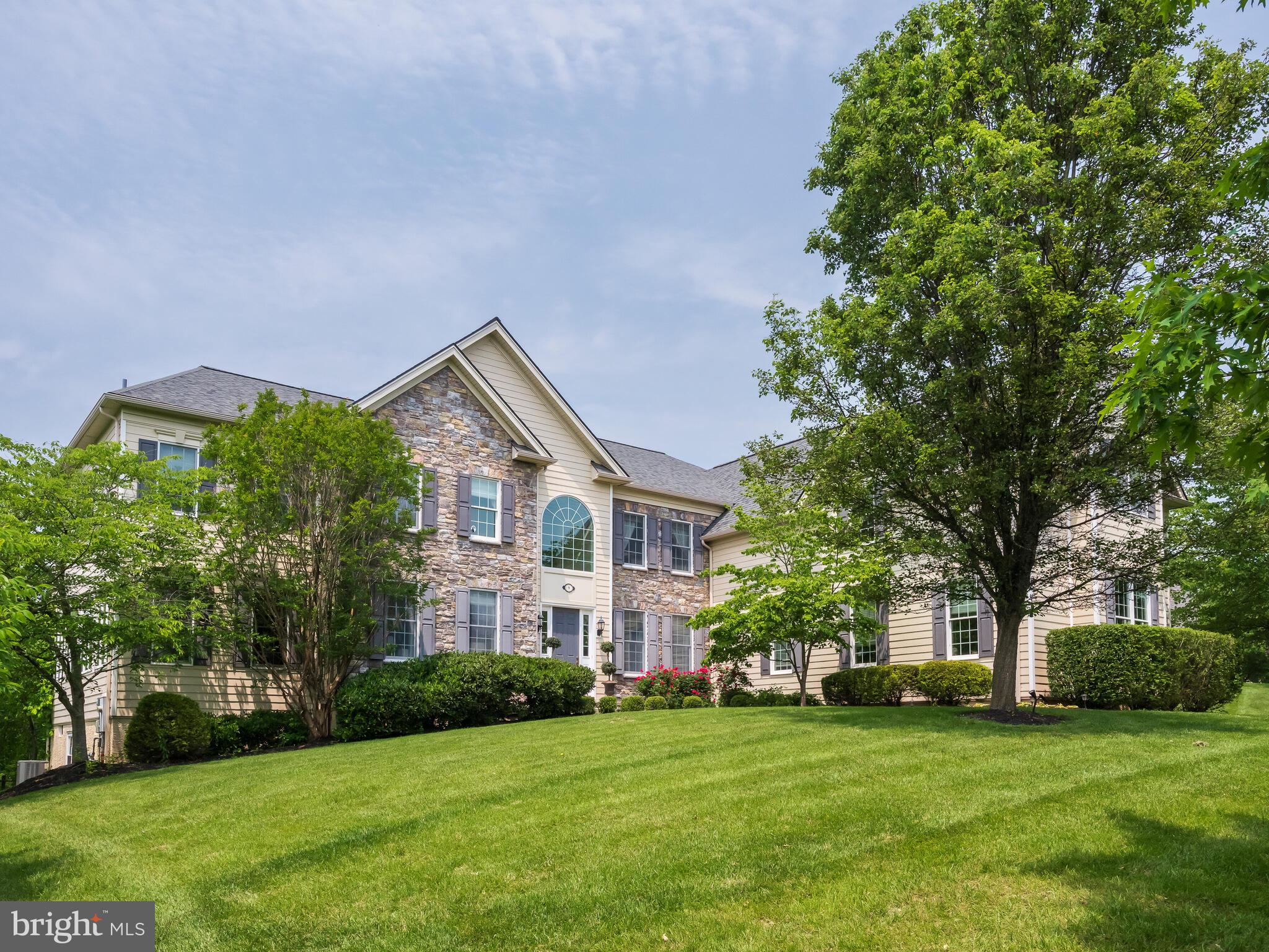 9 GOLDFINCH CIRCLE
