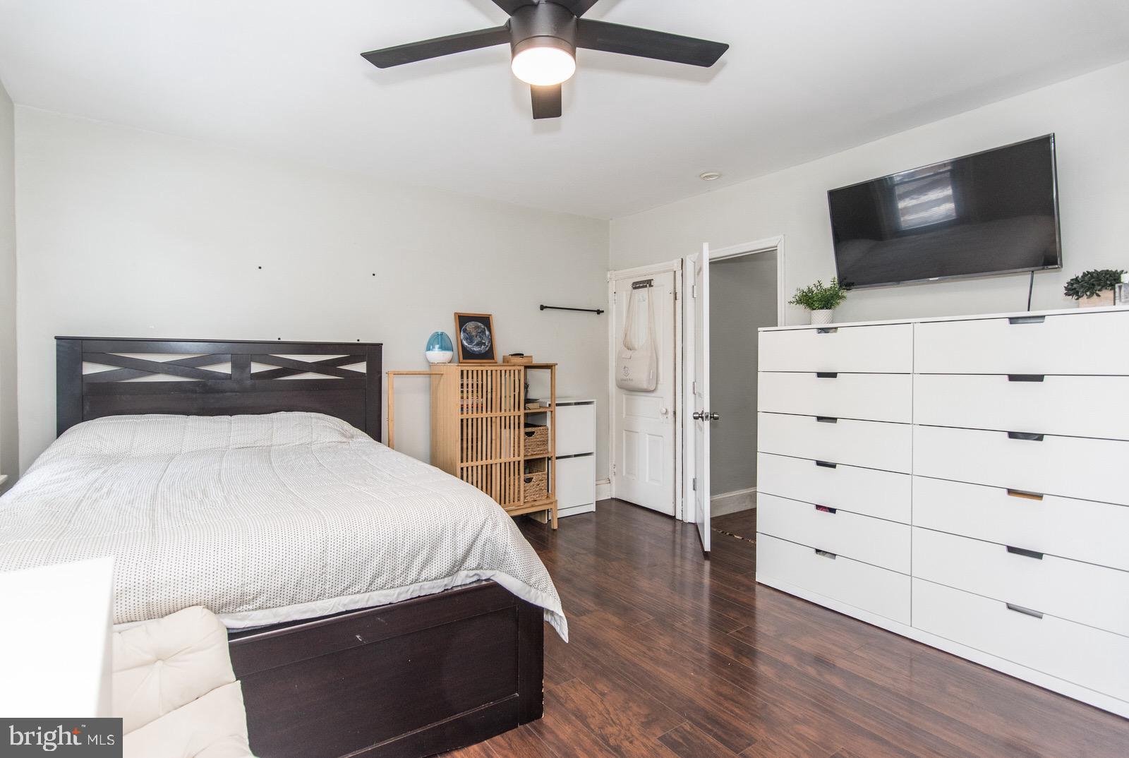 HOLMESBURG - Residential