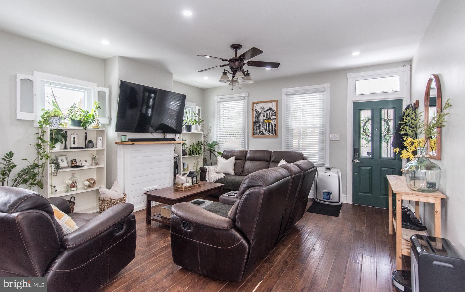 HOLMESBURG - Residential