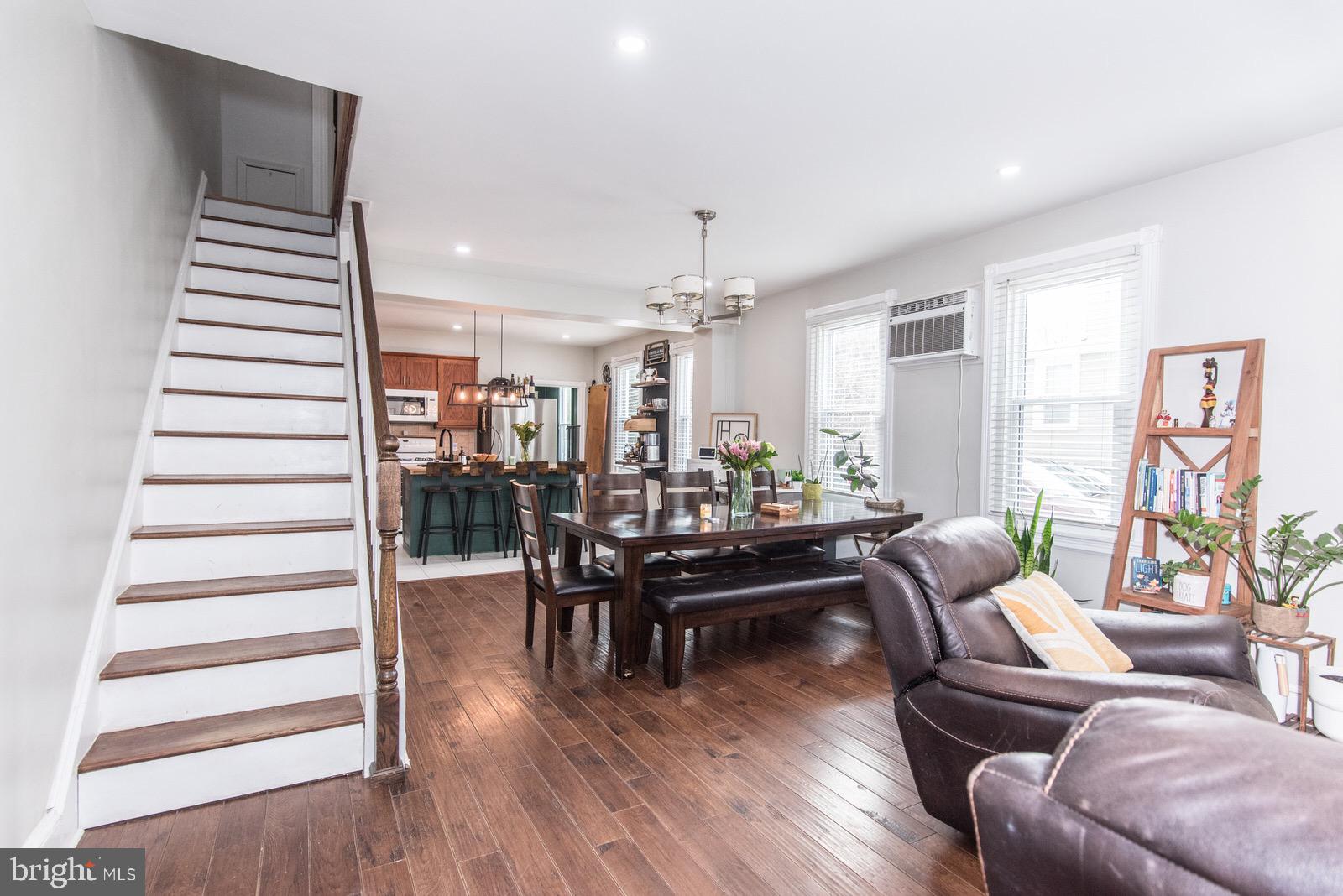 HOLMESBURG - Residential