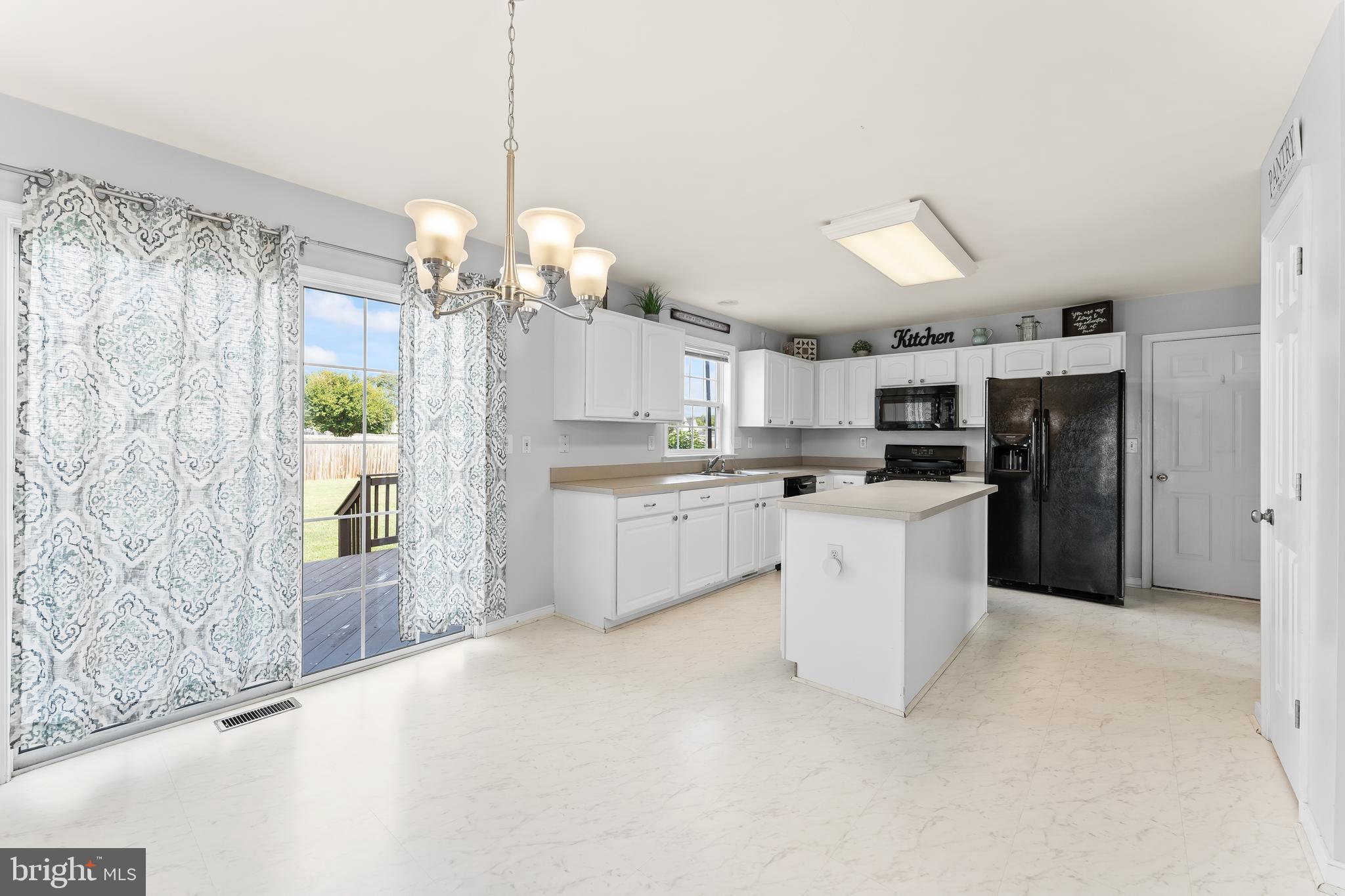 MAPLE GROVE - Residential