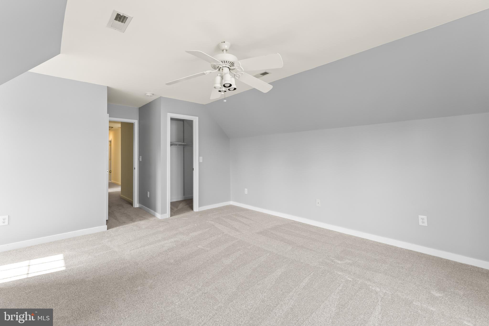 MAPLE GROVE - Residential