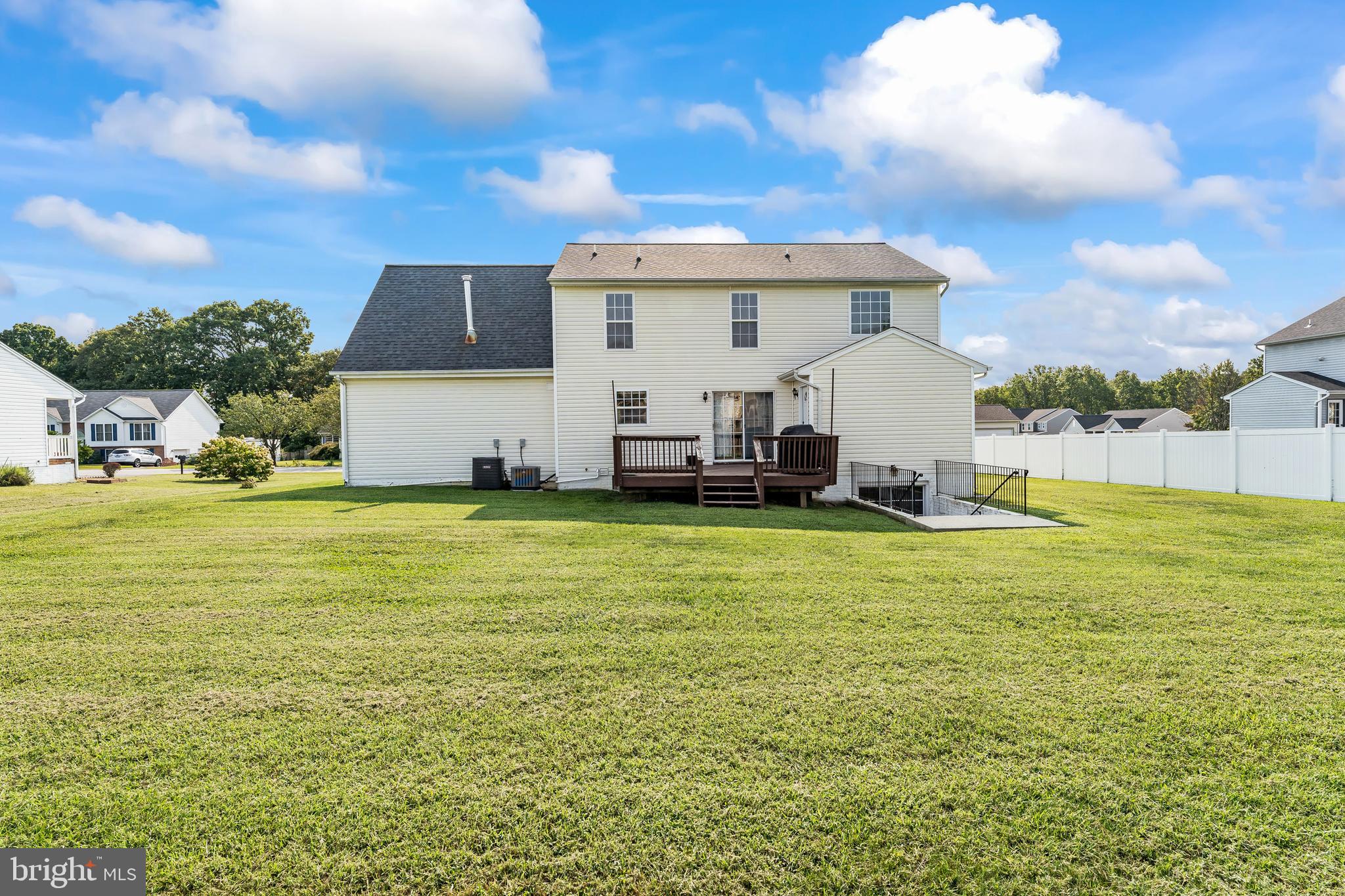 MAPLE GROVE - Residential