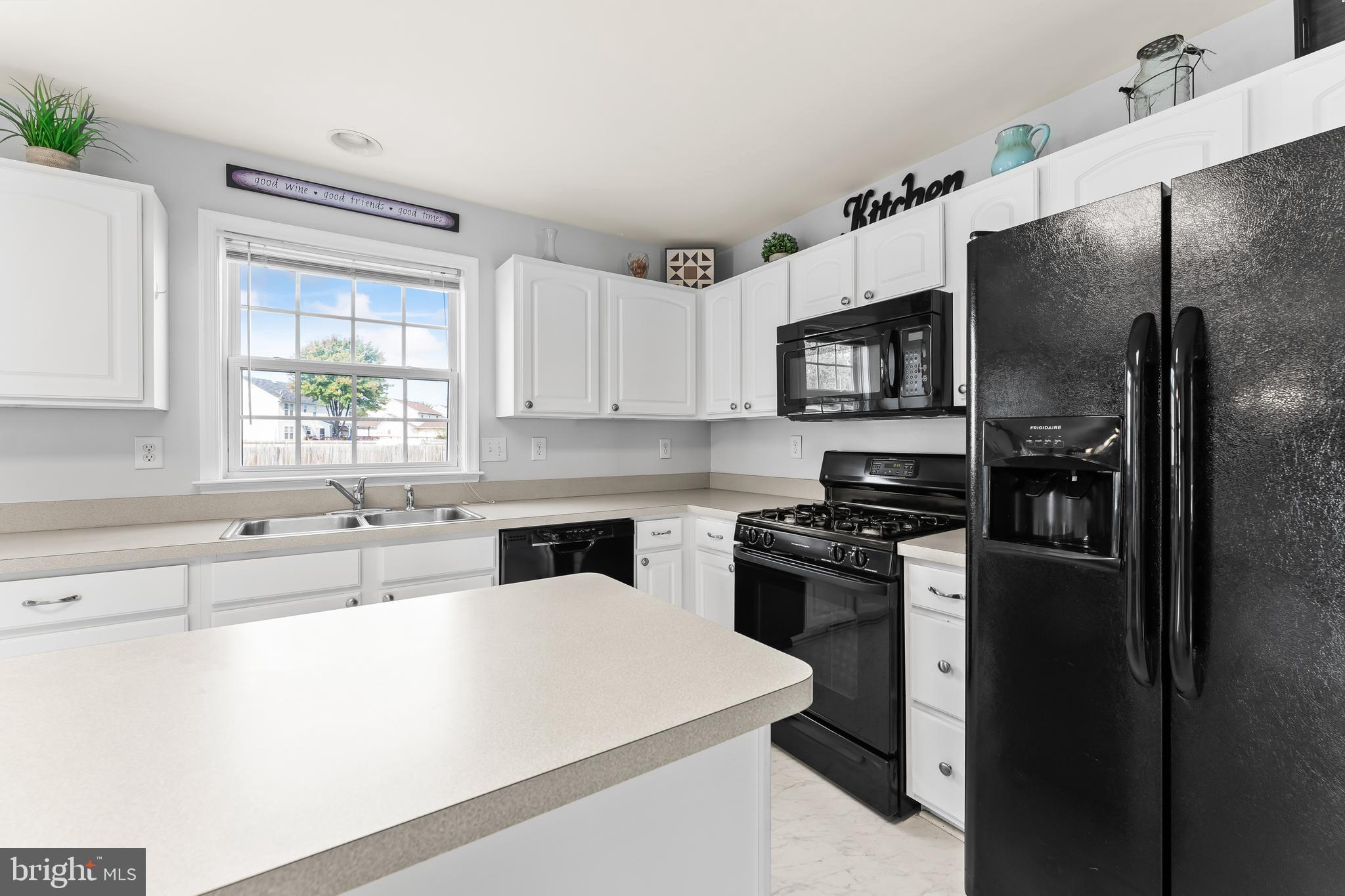 MAPLE GROVE - Residential