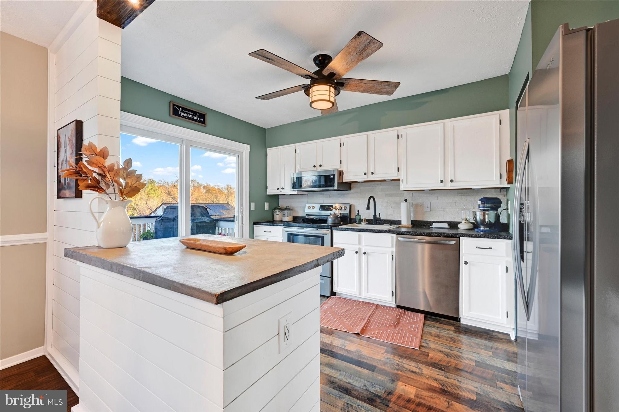 OAKHURST - Residential