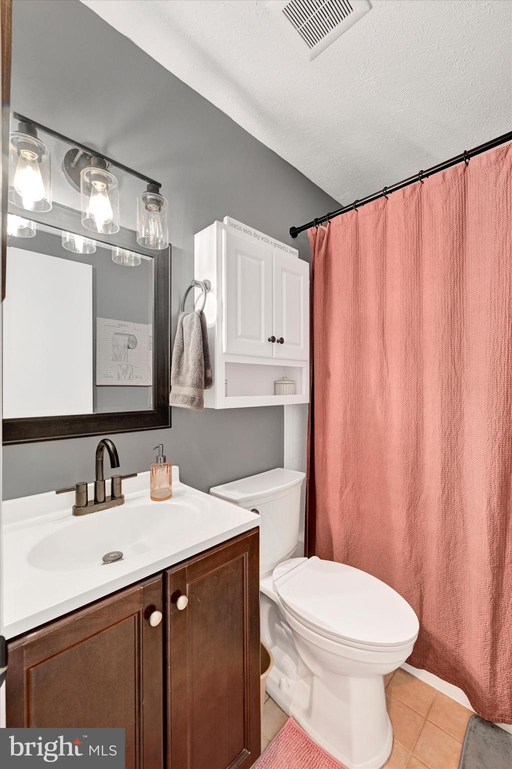 OAKHURST - Residential