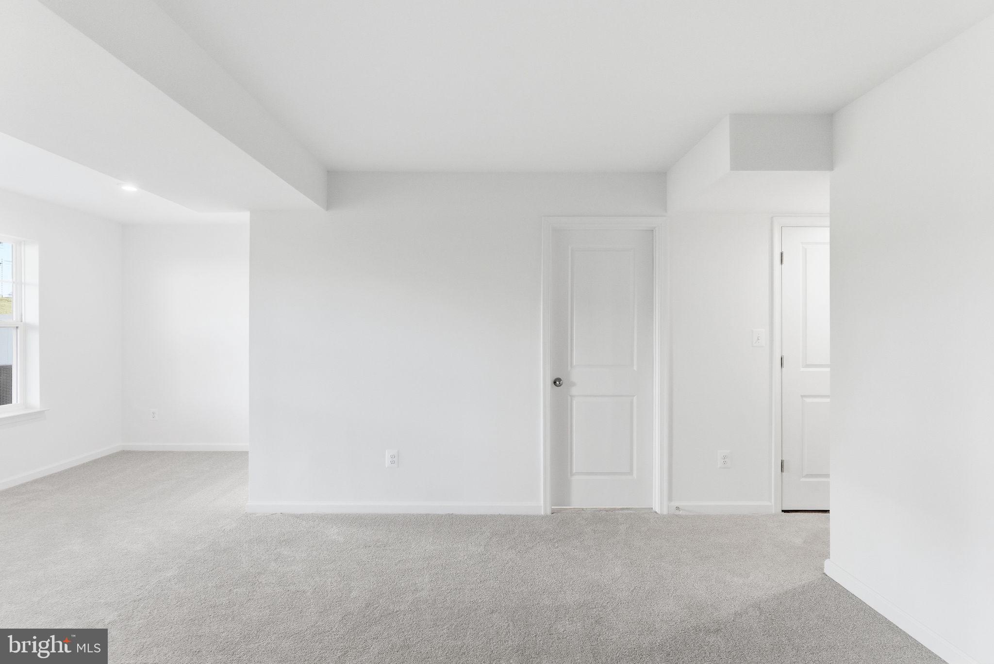 KING'S CROSSING - Residential