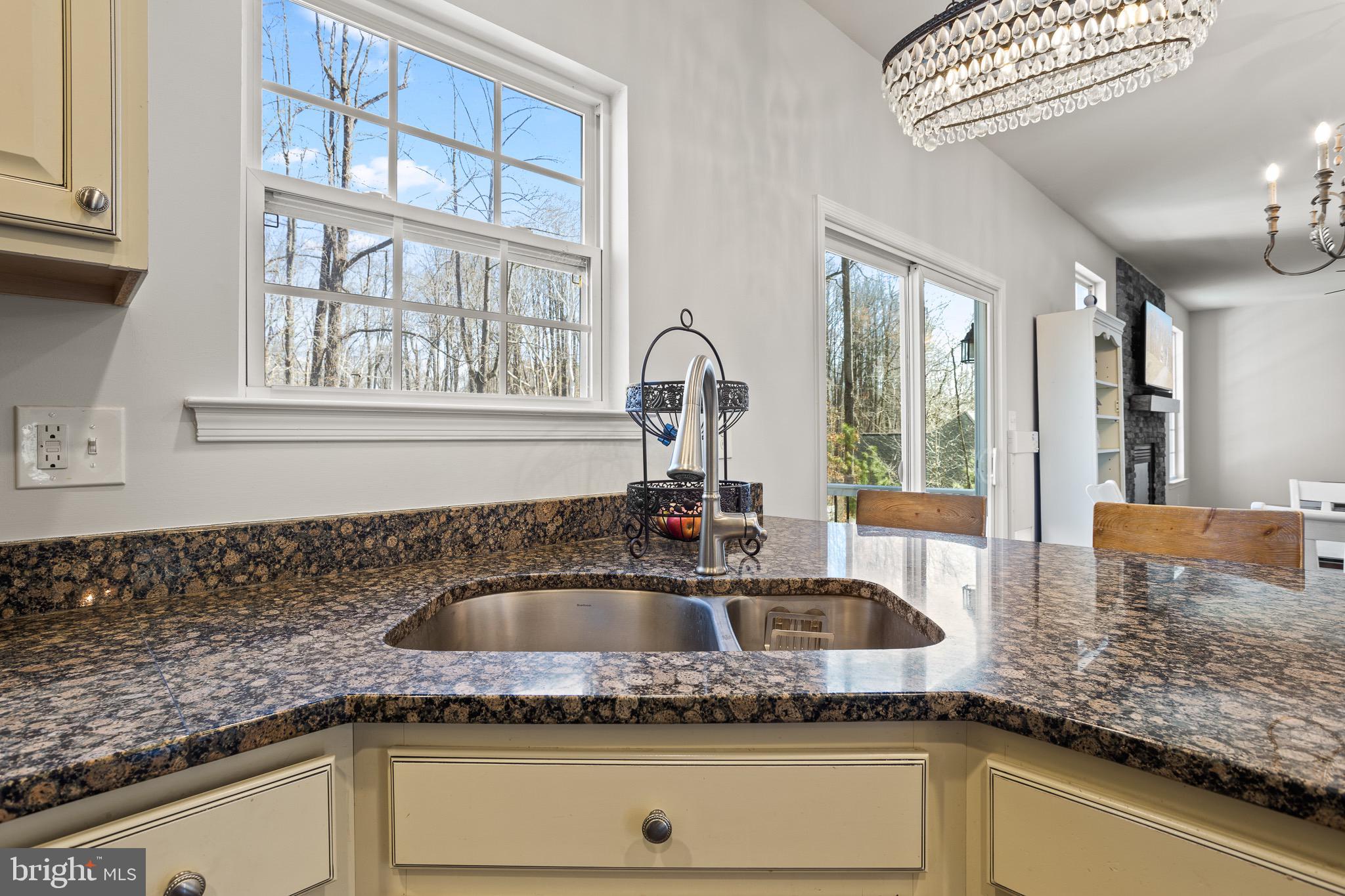 HOLBROOK ESTATES - Residential