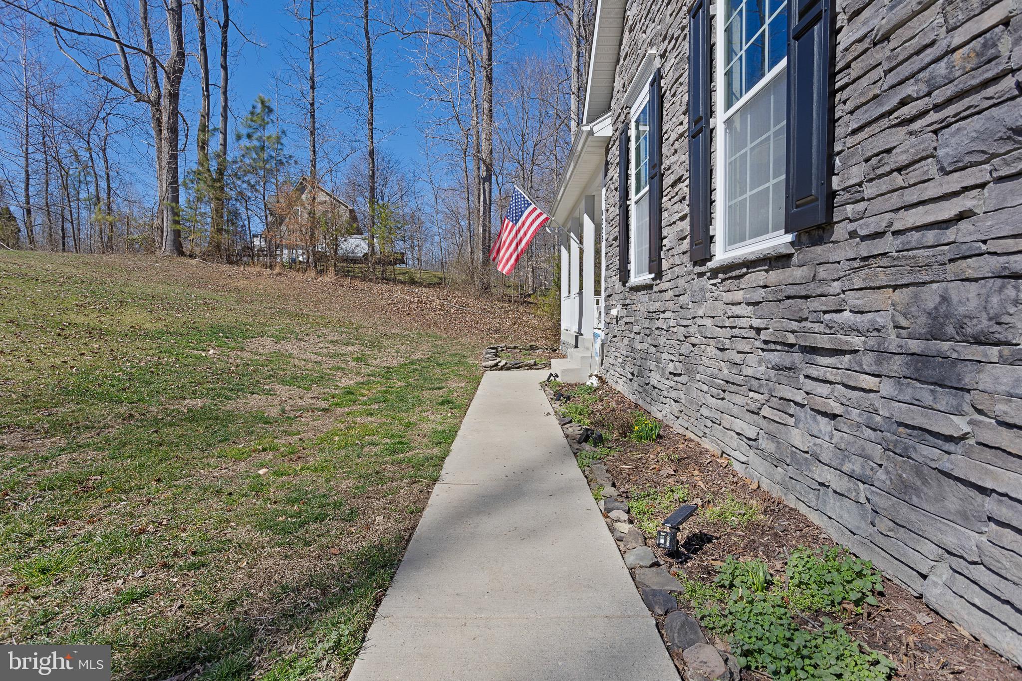 HOLBROOK ESTATES - Residential