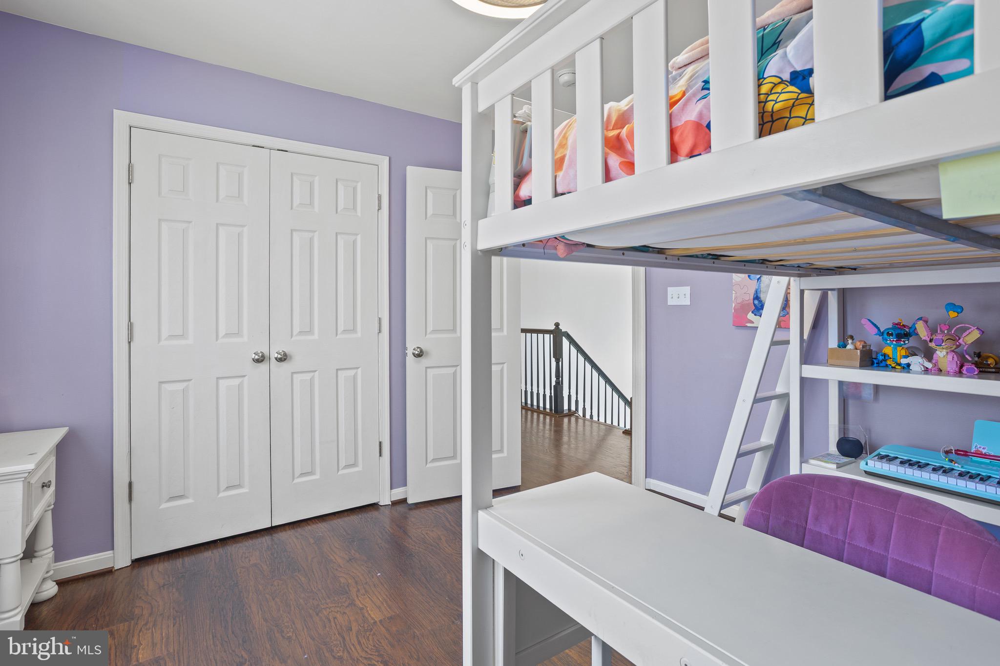 HOLBROOK ESTATES - Residential