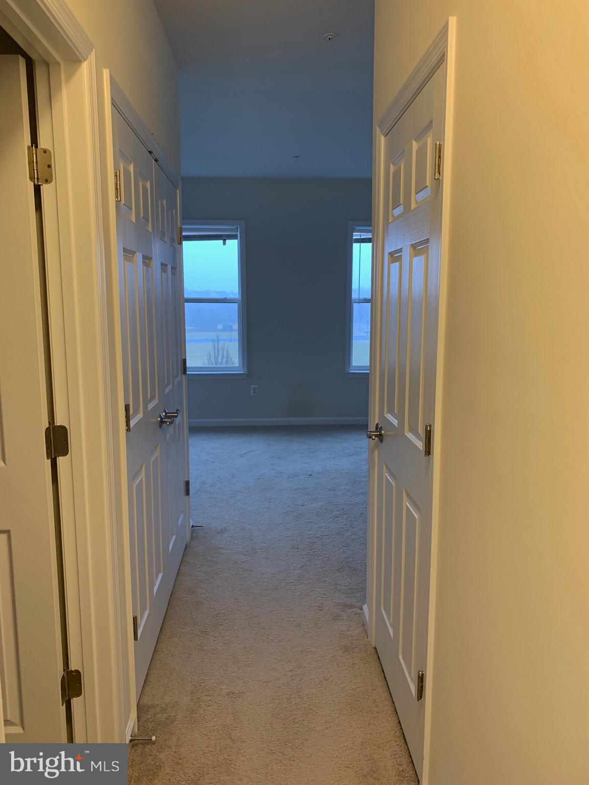 URBANA HIGHLANDS - Residential Lease