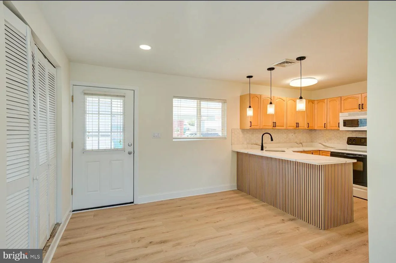Additional image 28 of 49 Mistletoe Lane, Levittown, PA 19054