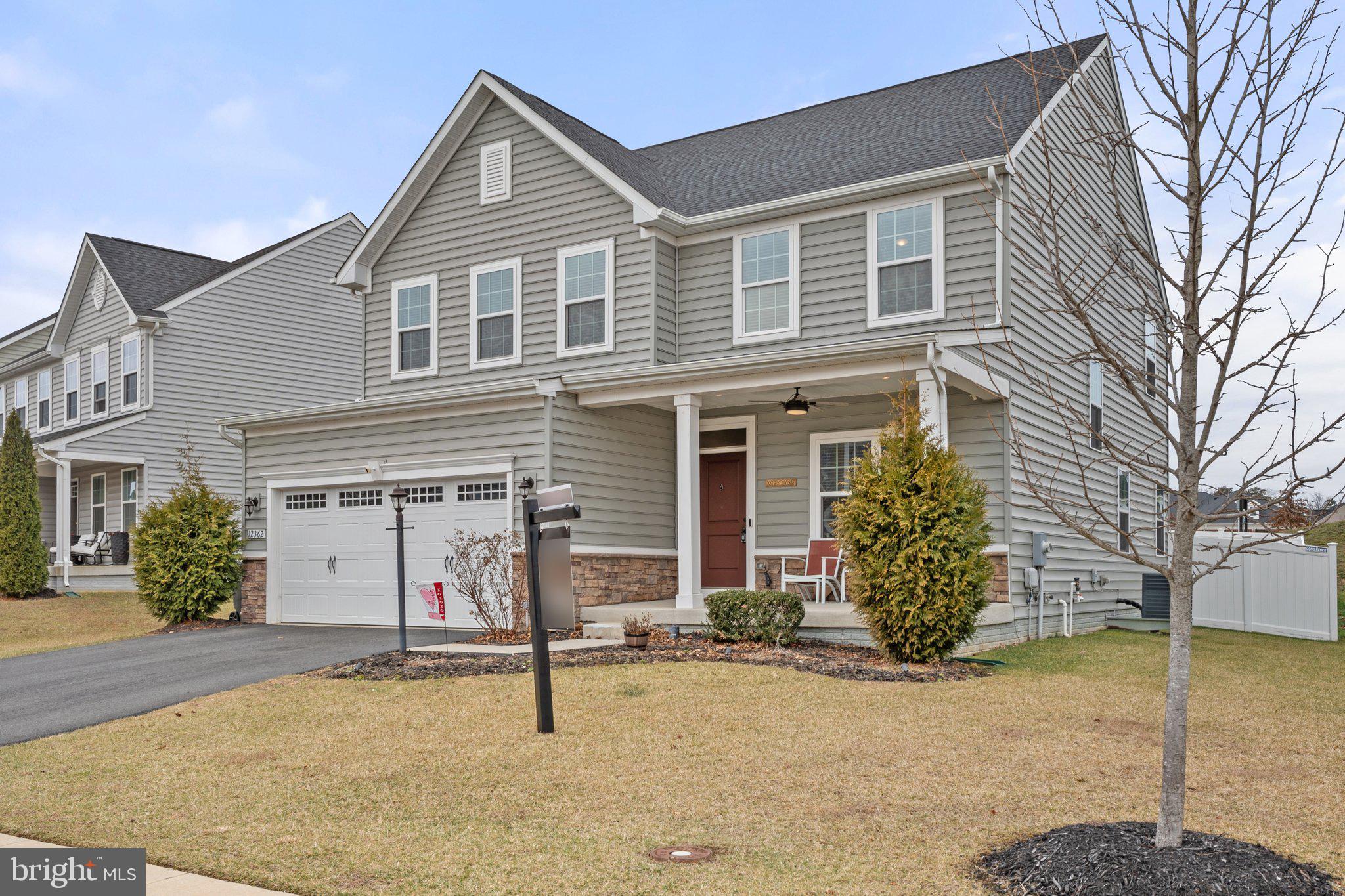 MAY'S QUARTER - Residential