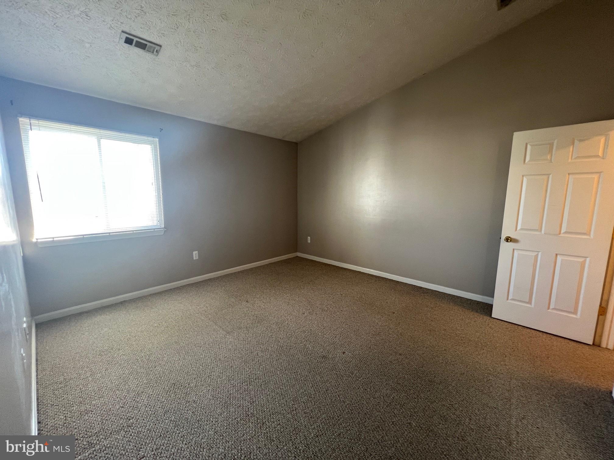 OLD FARM STATION - Residential Lease