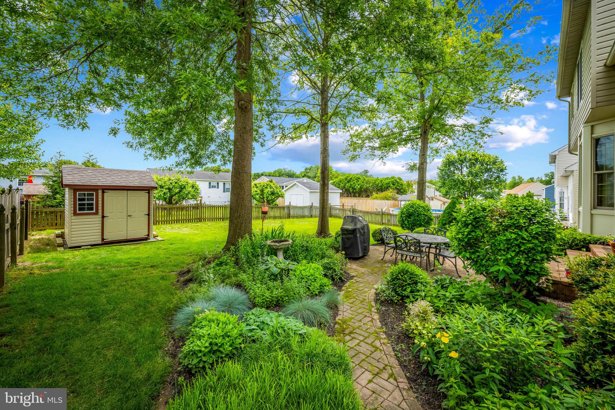 811 HIGH PLAIN DRIVE